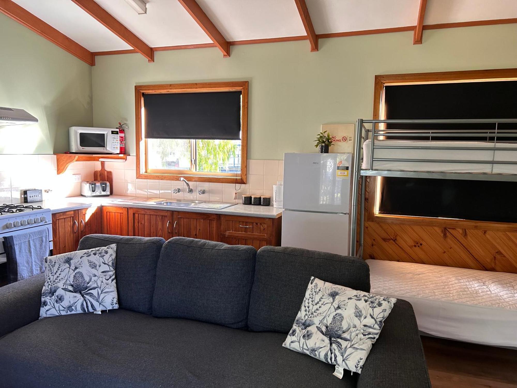 Millicent Lakeside Caravan Park Hotel Exterior foto