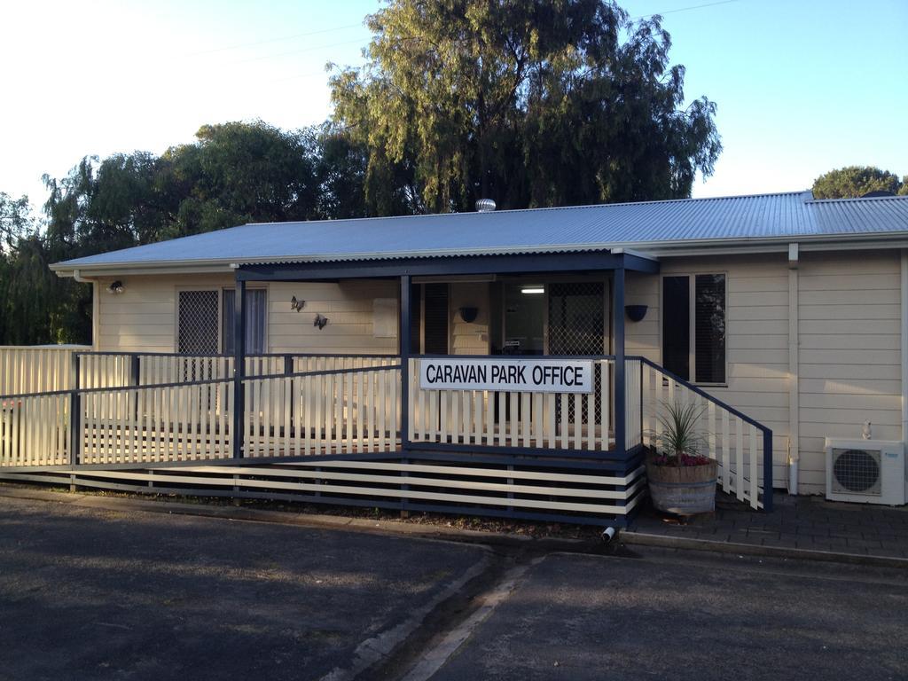 Millicent Lakeside Caravan Park Hotel Exterior foto